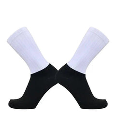 Stylish Summer  Breathable Cycling Socks For Men Anti Slip Seamless Sports Cycling Socks For Men Modern Design Running Sports Socks